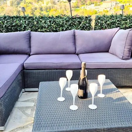 Holiday home Maison Avec Grande Terrasse Sur